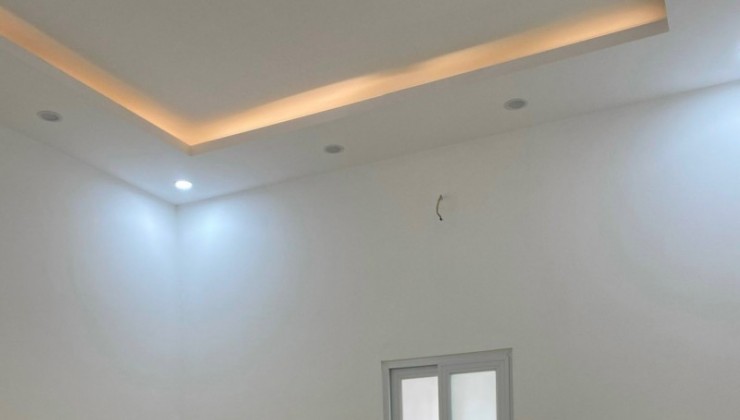 Bán nhà Tôn Đức Thắng 50m2 x 6 tầng, mt 4.5m, thang máy, gần phố, 9.5 Tỷ